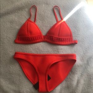 Triangl Bikini Set